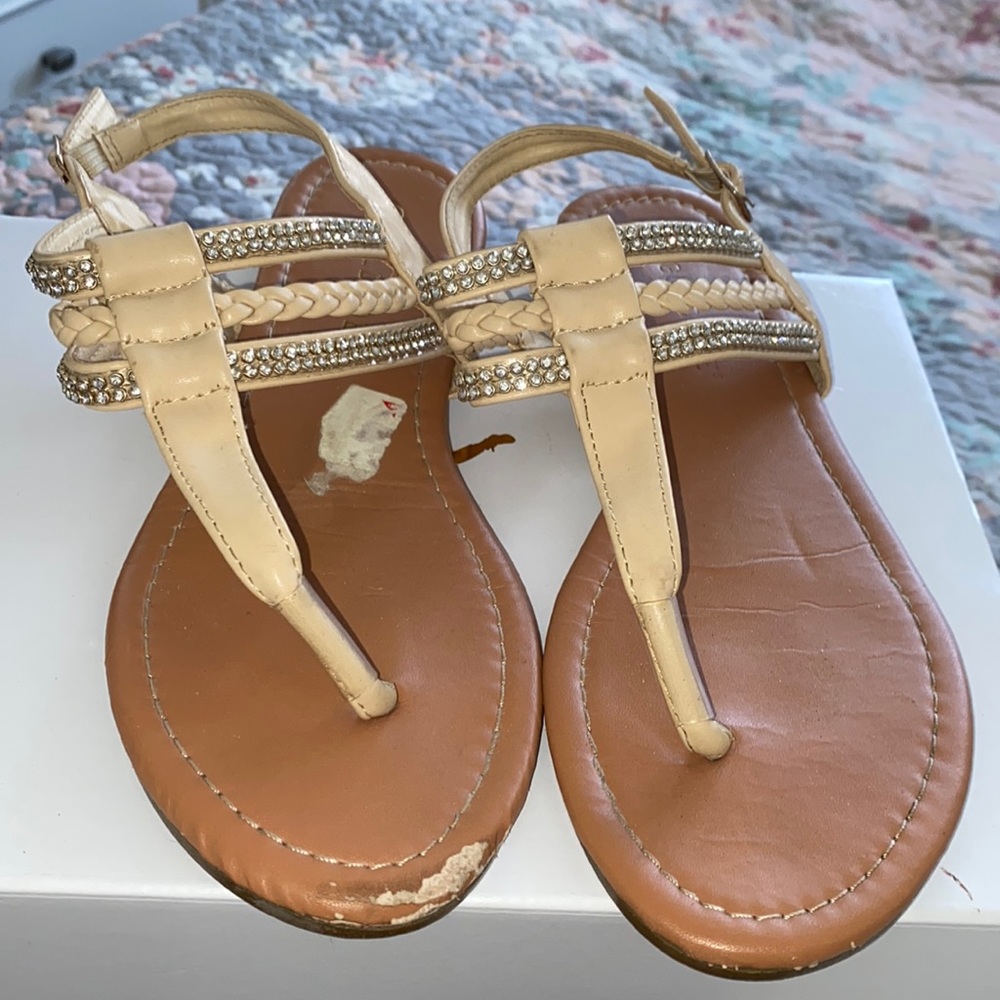 Women sandals